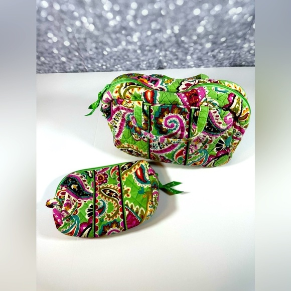 Vera Bradley Handbags - 🌱 Two Vera Bradley Green Vintage Cosmetic Makeup Bag Travel Set